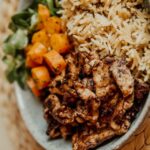 Quick honey garlic chicken stir-fry with broccoli and peppers ready in 25 minutes